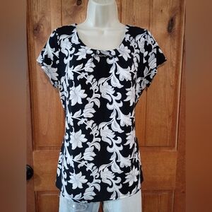 White House Black Market Black and White Floral Blouse